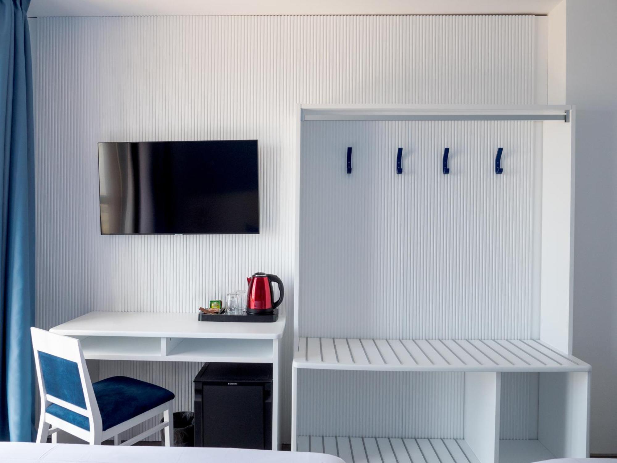 Cristina Hotel 4*